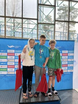 Neži pet naslovov državne prvakinje, Tymurju en naslov državnega prvaka (11)